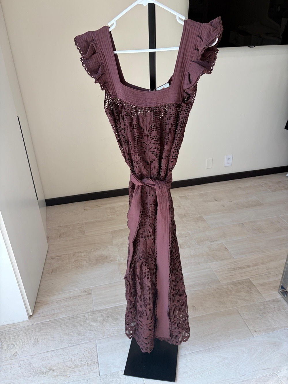 Farm Rio Brown Pineapple Guipure Midi Dress - Picture 5 of 10